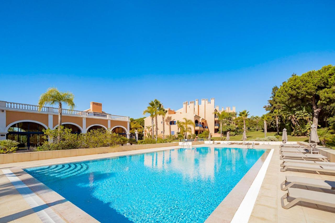 Al - Apartamentos Vila Sol F5 Bloco 3 كوارتيرا المظهر الخارجي الصورة
